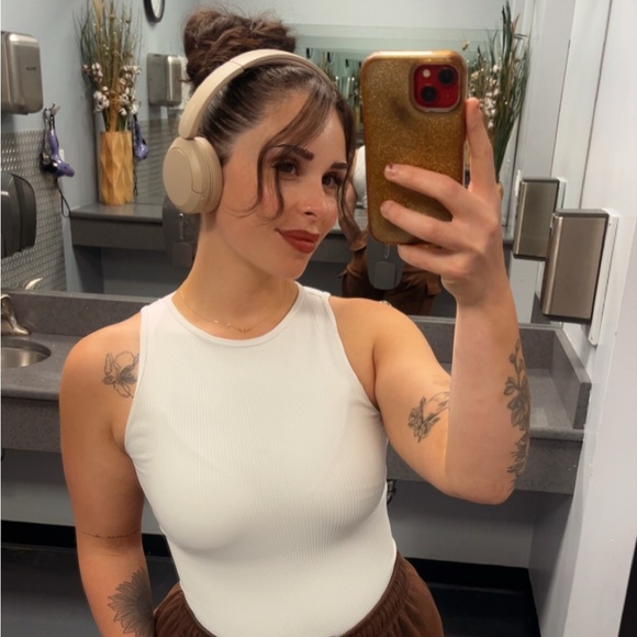 Meet your Posher, Brianna - Picture 3 of 6